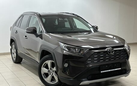 Toyota RAV4, 2020 год, 3 125 000 рублей, 3 фотография