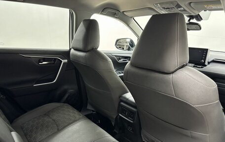 Toyota RAV4, 2020 год, 3 125 000 рублей, 13 фотография