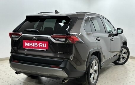 Toyota RAV4, 2020 год, 3 125 000 рублей, 4 фотография