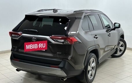 Toyota RAV4, 2020 год, 3 125 000 рублей, 9 фотография