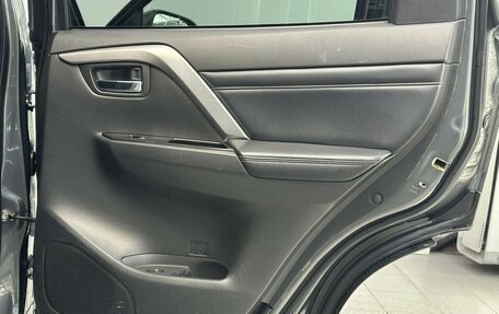 Mitsubishi Pajero Sport III рестайлинг, 2021 год, 2 997 000 рублей, 31 фотография