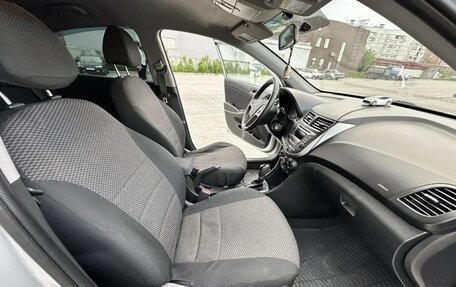 Hyundai Solaris II рестайлинг, 2015 год, 895 000 рублей, 5 фотография