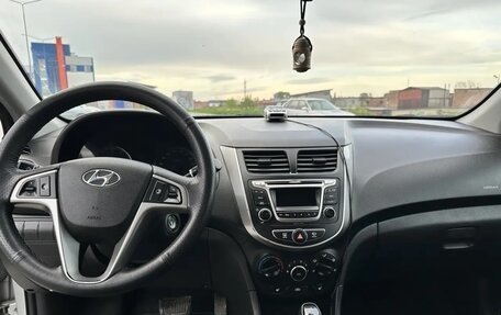 Hyundai Solaris II рестайлинг, 2015 год, 895 000 рублей, 7 фотография