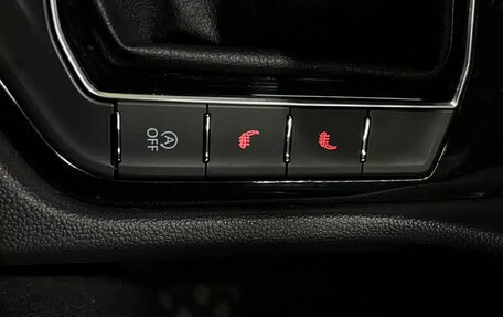 Volkswagen Tiguan II, 2022 год, 2 177 800 рублей, 16 фотография