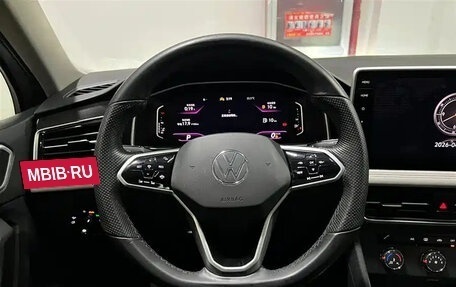 Volkswagen Tiguan II, 2022 год, 2 177 800 рублей, 13 фотография