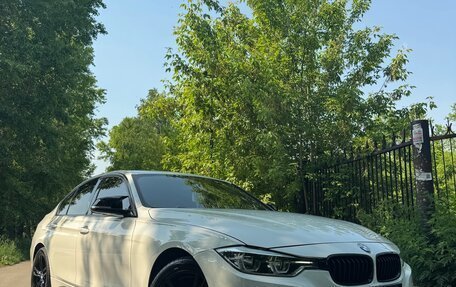 BMW 3 серия, 2017 год, 2 200 000 рублей, 3 фотография