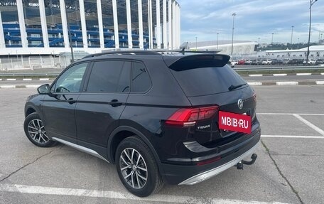 Volkswagen Tiguan II, 2019 год, 2 330 000 рублей, 4 фотография