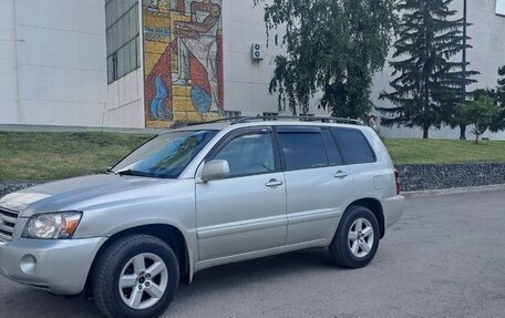 Toyota Highlander III, 2004 год, 950 000 рублей, 2 фотография