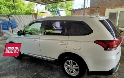 Mitsubishi Outlander III рестайлинг 3, 2020 год, 2 350 000 рублей, 1 фотография