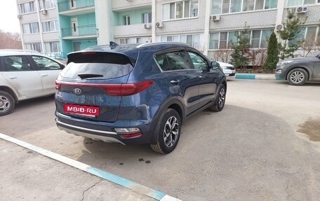 KIA Sportage IV рестайлинг, 2020 год, 2 800 000 рублей, 2 фотография