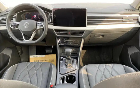 Volkswagen Tiguan II, 2023 год, 1 990 123 рублей, 11 фотография