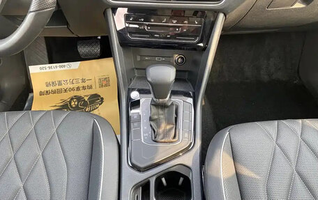 Volkswagen Tiguan II, 2023 год, 1 990 123 рублей, 13 фотография