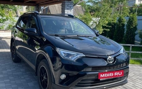 Toyota RAV4, 2019 год, 2 550 000 рублей, 4 фотография