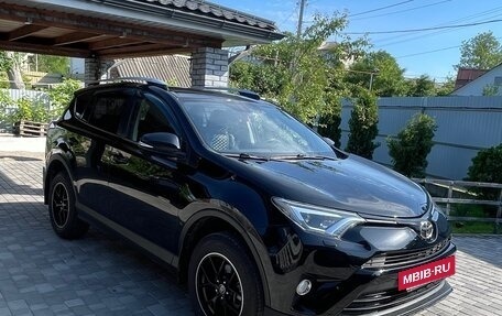 Toyota RAV4, 2019 год, 2 550 000 рублей, 5 фотография