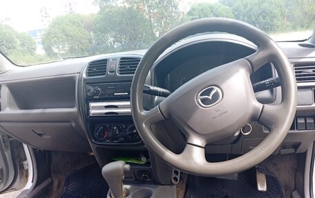 Mazda Demio III (DE), 2001 год, 205 000 рублей, 3 фотография
