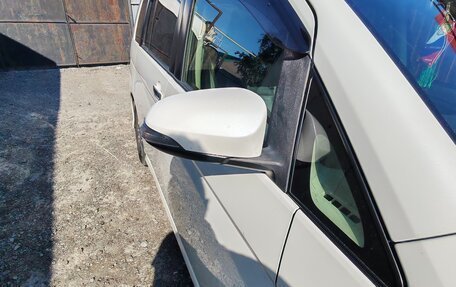 Toyota ISis I, 2013 год, 1 250 000 рублей, 1 фотография