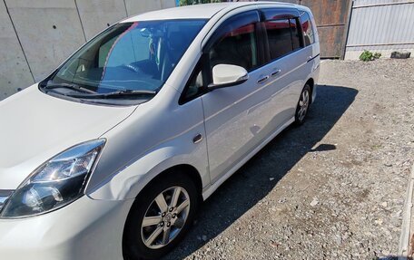 Toyota ISis I, 2013 год, 1 250 000 рублей, 11 фотография