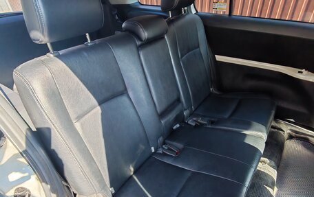 Toyota ISis I, 2013 год, 1 250 000 рублей, 10 фотография