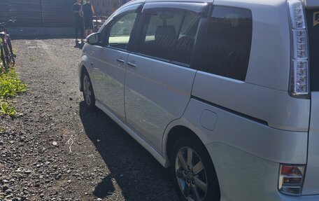 Toyota ISis I, 2013 год, 1 250 000 рублей, 16 фотография