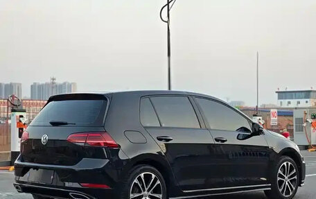 Volkswagen Golf VII, 2018 год, 1 290 010 рублей, 7 фотография