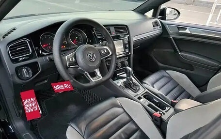 Volkswagen Golf VII, 2018 год, 1 290 010 рублей, 12 фотография