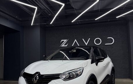 Renault Kaptur I рестайлинг, 2017 год, 1 590 000 рублей, 1 фотография