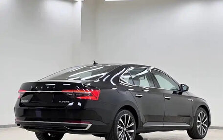 Skoda Superb III рестайлинг, 2025 год, 2 035 000 рублей, 4 фотография