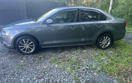 Volkswagen Jetta VI, 2012 год, 1 100 000 рублей, 13 фотография