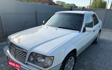 Mercedes-Benz E-Класс, 1994 год, 2 000 000 рублей, 8 фотография