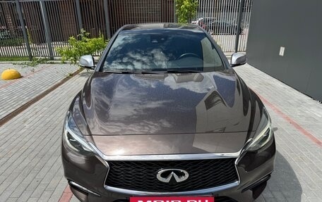 Infiniti Q30, 2016 год, 2 200 000 рублей, 2 фотография