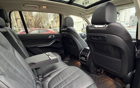 BMW X7, 2020 год, 7 000 000 рублей, 12 фотография