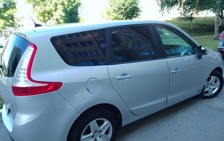 Renault Scenic III, 2014 год, 1 050 000 рублей, 2 фотография