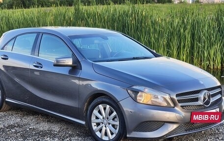 Mercedes-Benz A-Класс, 2014 год, 1 260 000 рублей, 2 фотография