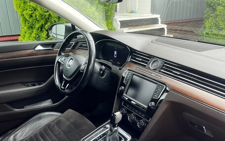 Volkswagen Passat B8 рестайлинг, 2016 год, 1 840 000 рублей, 7 фотография