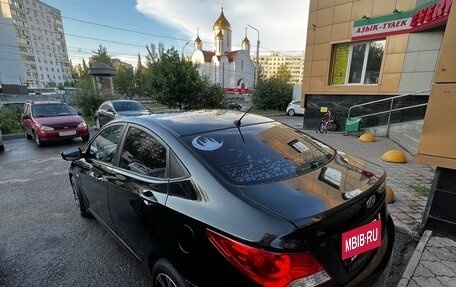Hyundai Solaris II рестайлинг, 2011 год, 630 000 рублей, 4 фотография