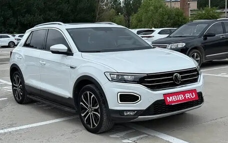 Volkswagen T-Roc I, 2024 год, 1 330 100 рублей, 5 фотография