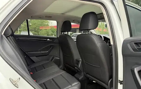 Volkswagen T-Roc I, 2024 год, 1 330 100 рублей, 13 фотография