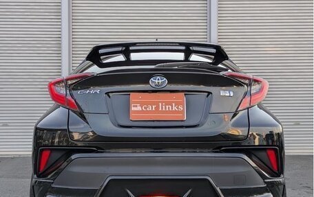 Toyota C-HR I рестайлинг, 2018 год, 1 910 000 рублей, 7 фотография