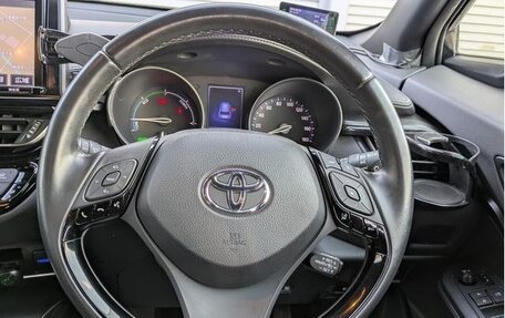 Toyota C-HR I рестайлинг, 2018 год, 1 910 000 рублей, 11 фотография