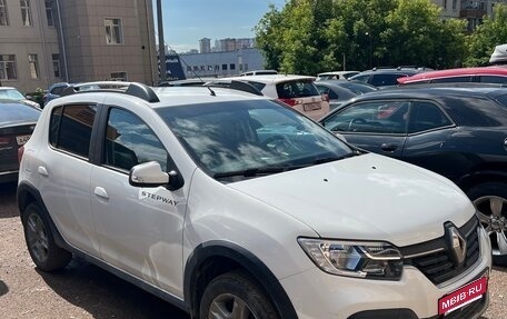 Renault Sandero II рестайлинг, 2021 год, 1 400 000 рублей, 3 фотография