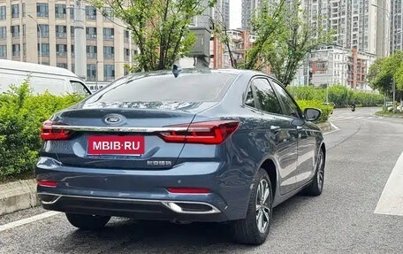 Ford Escort, 2022 год, 1 050 004 рублей, 8 фотография