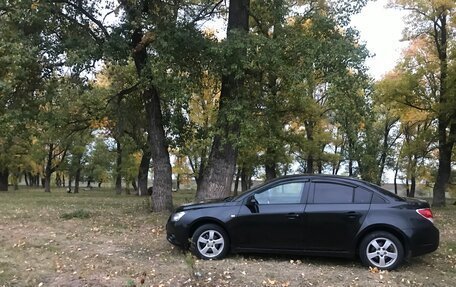 Chevrolet Cruze II, 2011 год, 720 000 рублей, 2 фотография