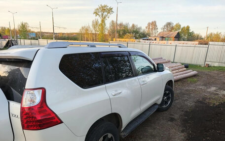 Toyota Land Cruiser Prado 150 рестайлинг 2, 2009 год, 2 500 000 рублей, 2 фотография
