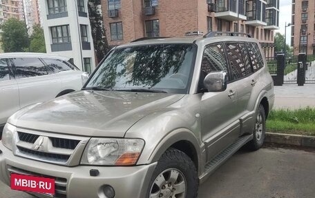 Mitsubishi Pajero III рестайлинг, 2006 год, 850 000 рублей, 3 фотография