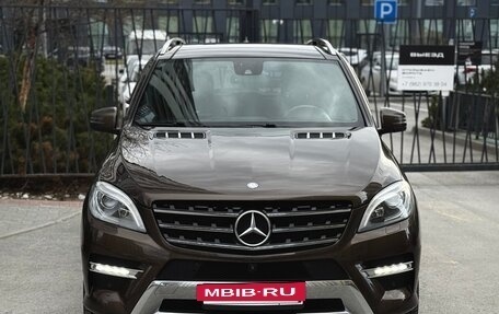 Mercedes-Benz M-Класс, 2014 год, 2 900 000 рублей, 2 фотография