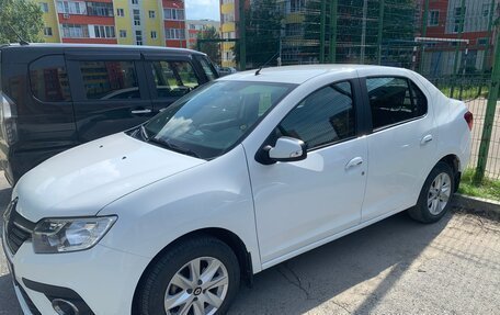 Renault Logan II, 2018 год, 750 000 рублей, 5 фотография