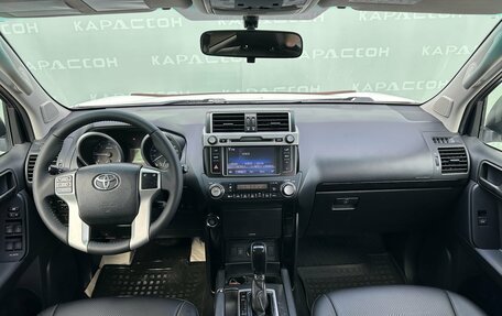 Toyota Land Cruiser Prado 150 рестайлинг 2, 2014 год, 3 370 000 рублей, 6 фотография