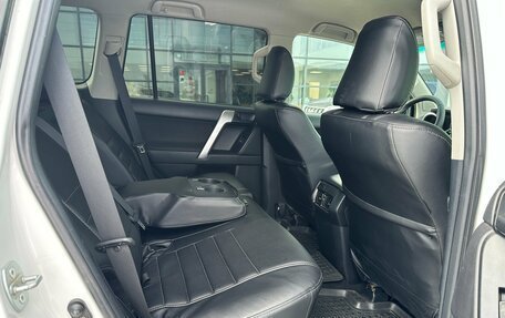 Toyota Land Cruiser Prado 150 рестайлинг 2, 2014 год, 3 370 000 рублей, 8 фотография