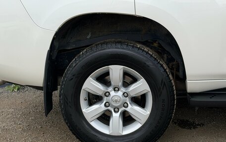 Toyota Land Cruiser Prado 150 рестайлинг 2, 2015 год, 3 500 000 рублей, 14 фотография