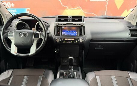 Toyota Land Cruiser Prado 150 рестайлинг 2, 2015 год, 3 500 000 рублей, 23 фотография